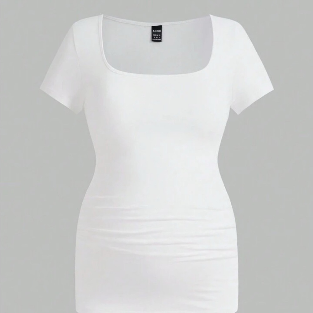 SHEIN Maternity White Short Sleeve Top
